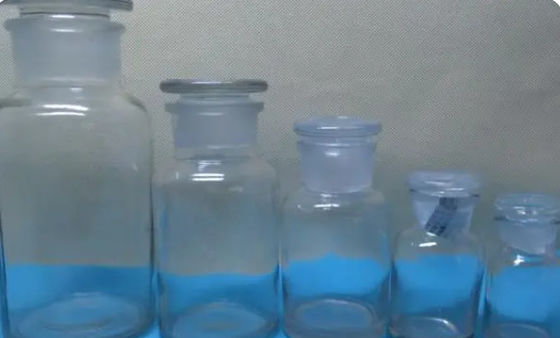 Fiale in tubo di vetro con tappo in gomma per prodotti farmaceutici